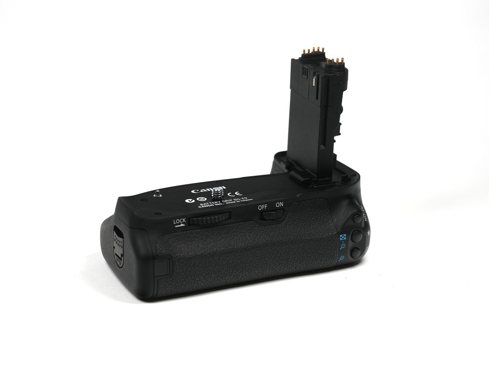 Canon BG-E9 Batterigrep Brukt