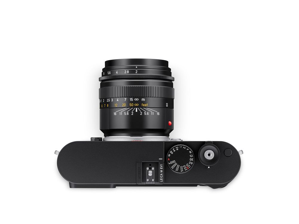 Leica Summicron-M 66 f/2, black anodized finish