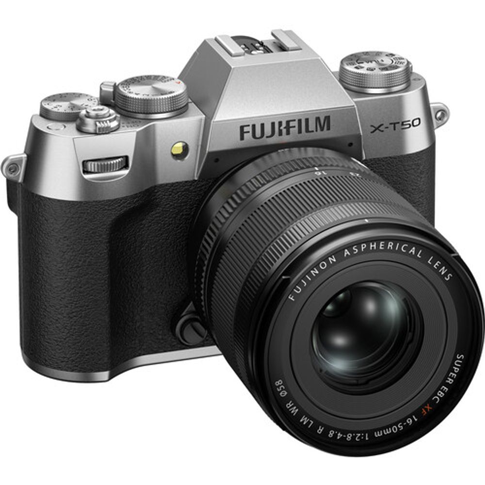 Fujifilm X-T50 Silver + XF 16-50mm f/2,8-4,8 R LM WR