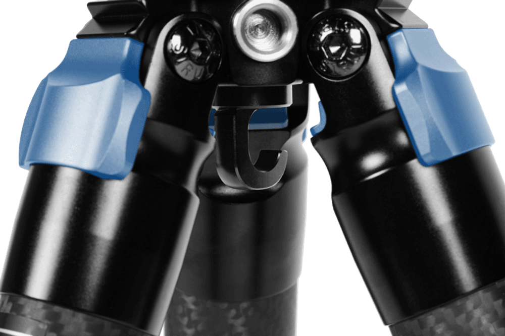 Sirui  Carbon Fiber Tripod Kit with VideoHead L-324F + VA-5X